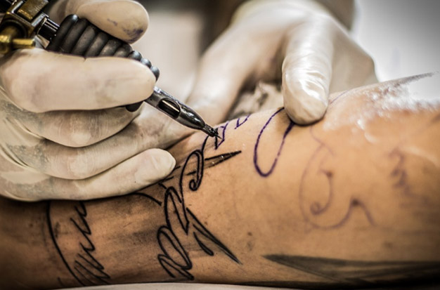 How Deep Does a Tattoo Needle Go Into The Skin