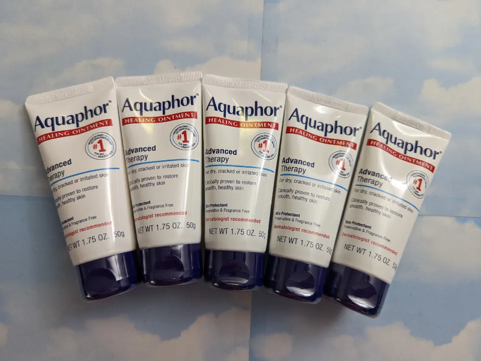 Aquaphor vs. Vaseline - Differences & Which is Better to Use?