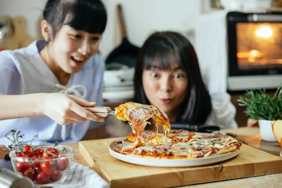 Can I Eat Pizza After a Colonoscopy - What to Pay Attention To